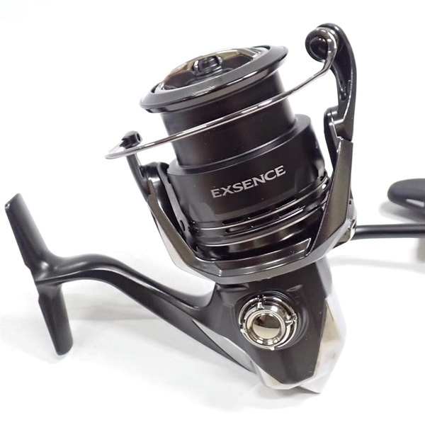 ２５エクスセンス４０００ＭＸＧ